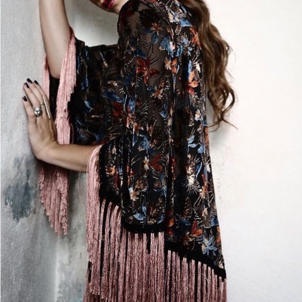 Gorgeous Luxury Velvet Shawl